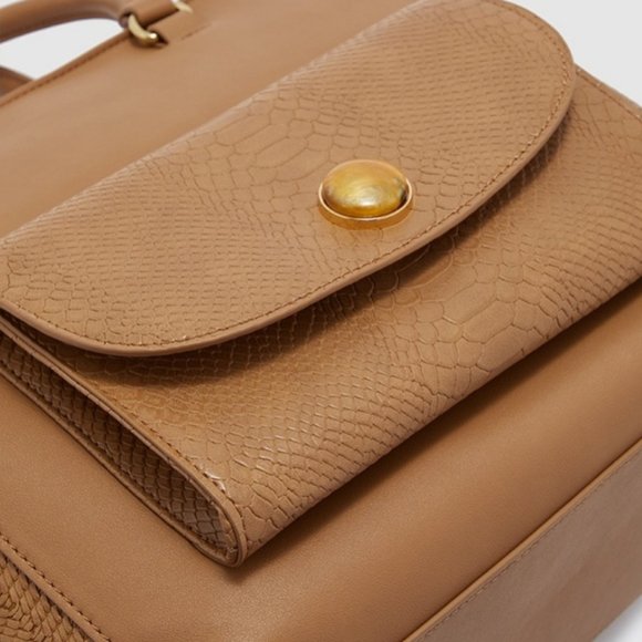 Naturalizer NWT Women's Capital Tote Handbag - Picture 5 of 10